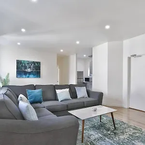  Apartment Stanley Suites Canada